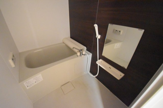 バス・シャワールーム　日々の疲れを癒すお風呂です♪