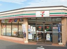 コンビニ　セブンイレブン横須賀林１丁目店（コンビニ）まで145m