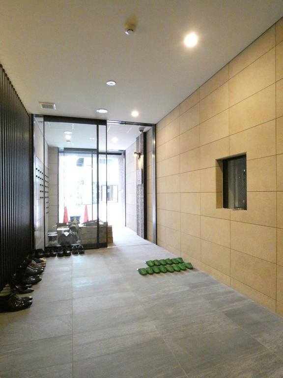 エントランス　エントランス