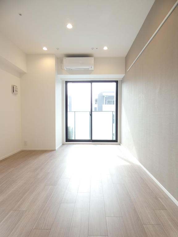 居室・リビング　内観