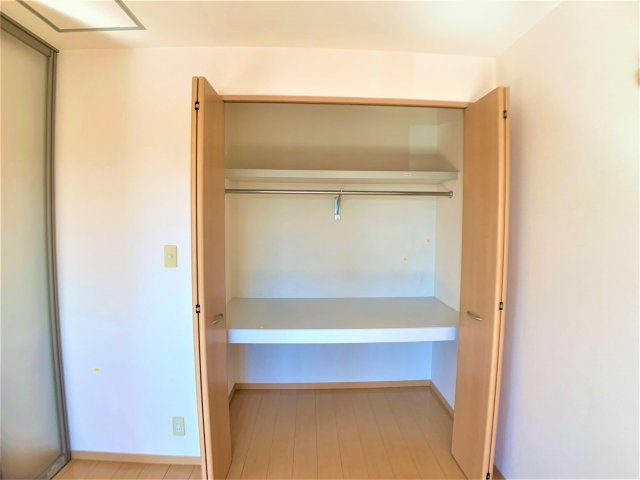 収納　同一間取りの別部屋写真となります。 イメージです。