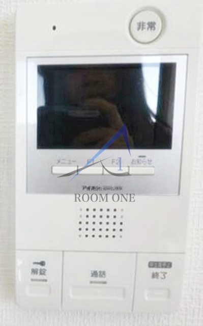 セキュリティ　モニター付きインターホンです。