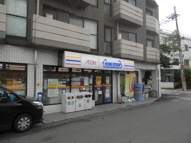 コンビニ　ミニストップ嵐山駅前店（コンビニ）まで665m