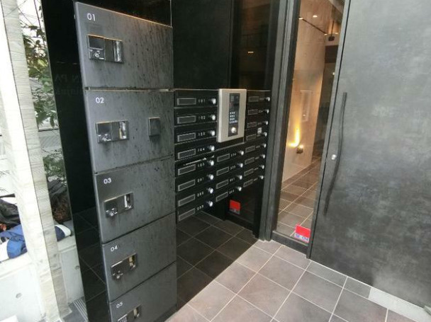 エントランス　オートロック　宅配ＢＯＸ