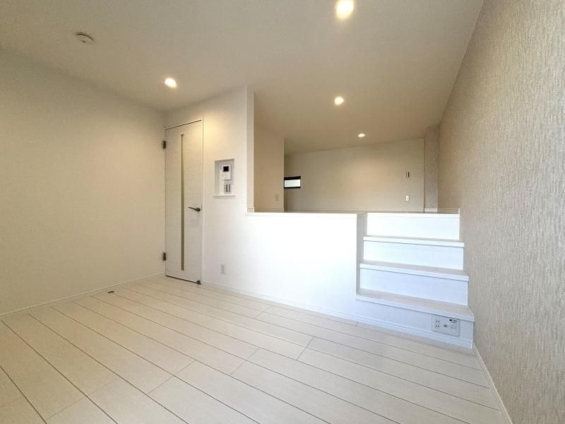 居室・リビング　別号室イメージ