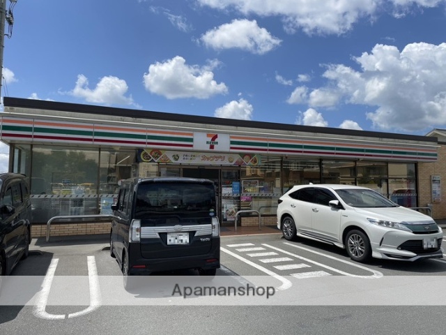 コンビニ　セブン－イレブン御殿場富士見原店（コンビニ）まで1001m