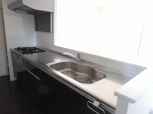 キッチン　システムキッチン※前回募集時の写真２０２３年１月撮影