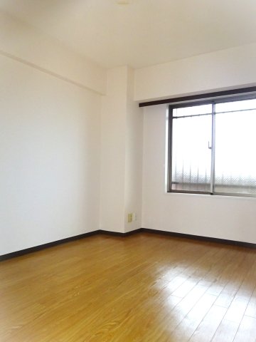 居室・リビング　6.8帖　＊イメージです／同タイプのお部屋です