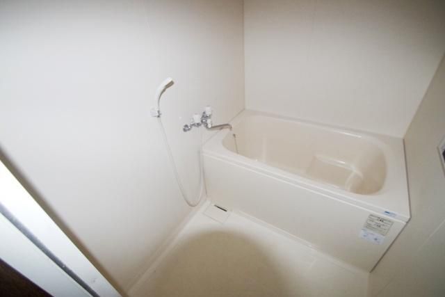 バス・シャワールーム　★　ゆったりとしたお風呂場　★