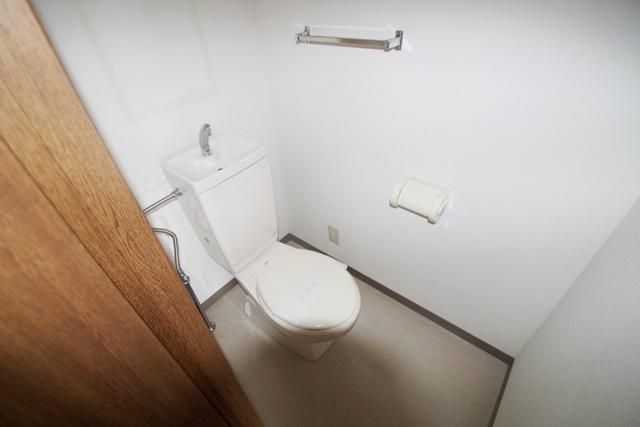 トイレ　★　清潔感のあるお手洗い　★