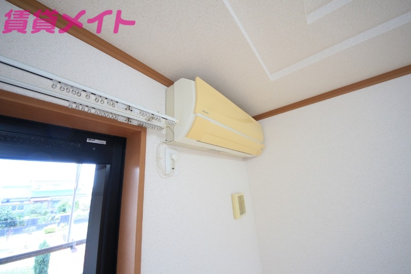 その他設備　別部屋反転写真です