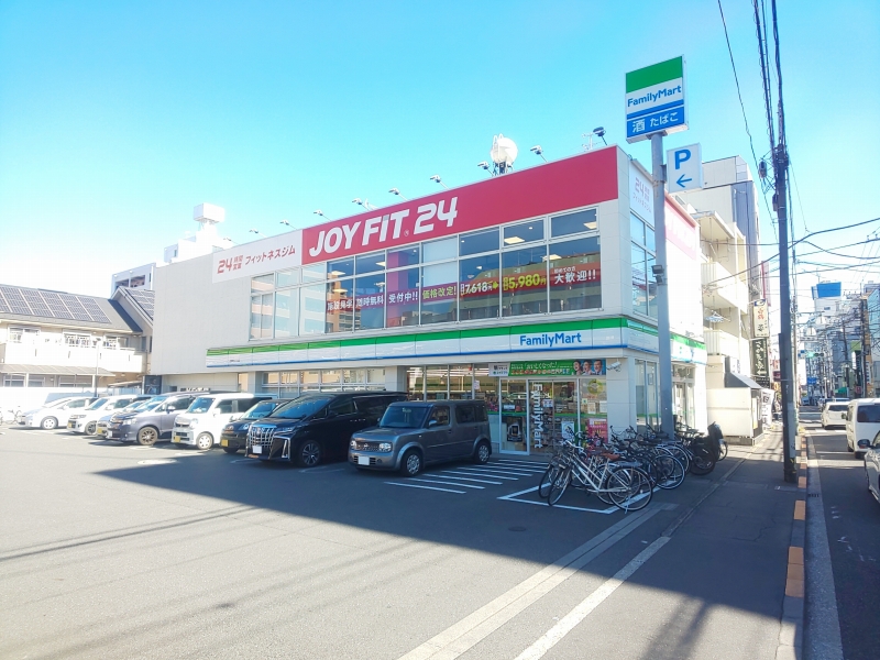 コンビニ　ファミリーマート田無町三丁目店（コンビニ）まで302m