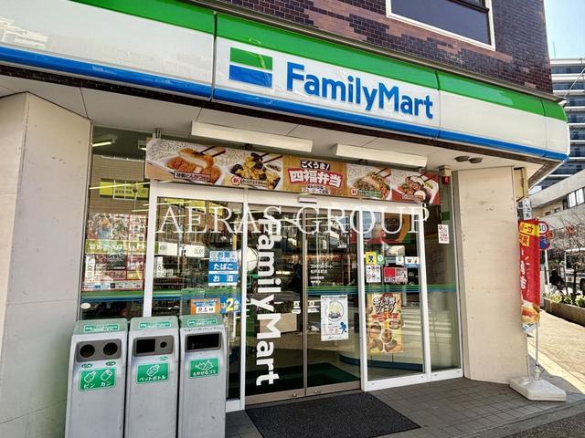 コンビニ　ファミリーマート 松戸本町店（コンビニ）まで199m