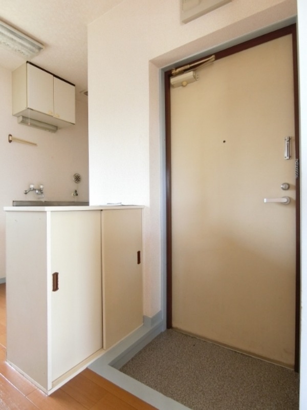 玄関　図面と現状に相違がある場合には現状を優先