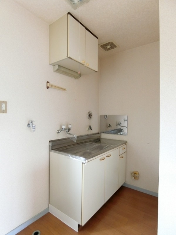 キッチン　図面と現状に相違がある場合には現状を優先