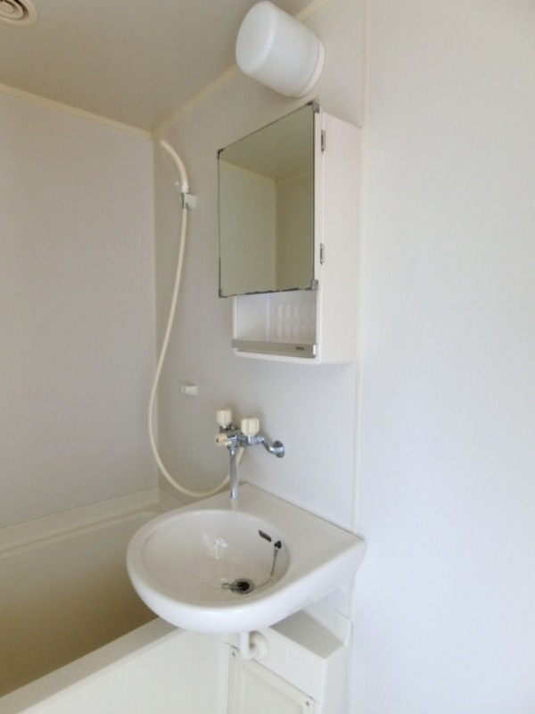 洗面設備　図面と現状に相違がある場合には現状を優先