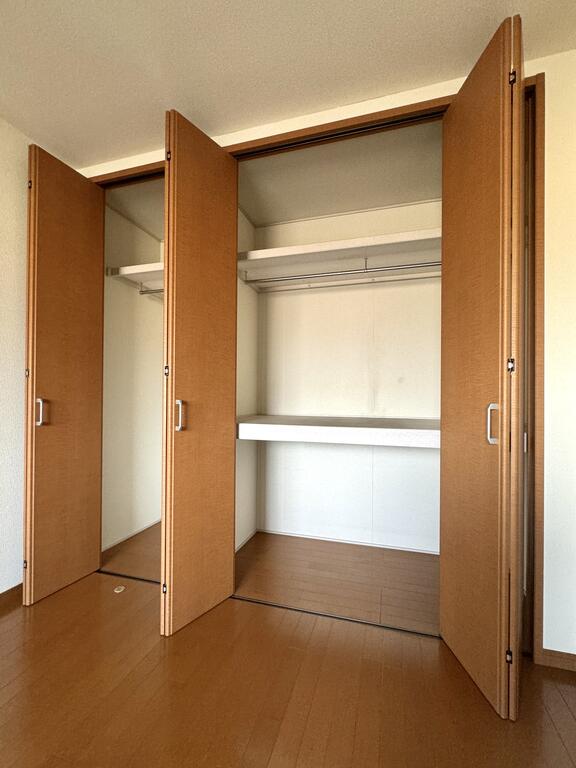 収納　クローゼット