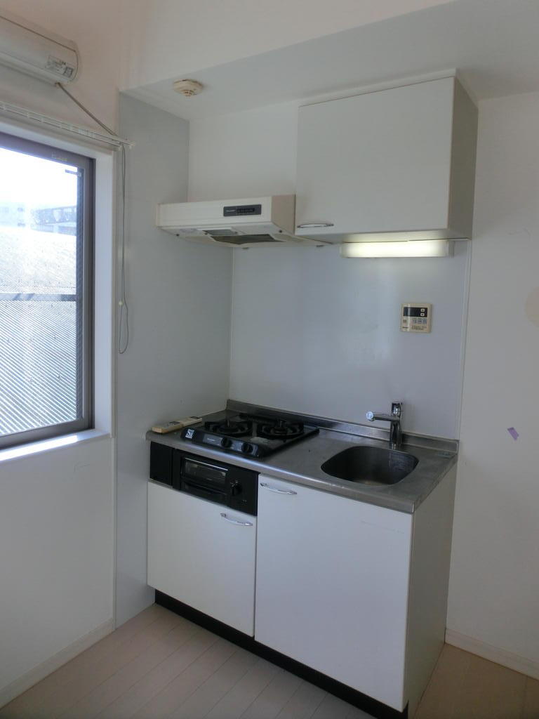 キッチン　ガス２口システムです