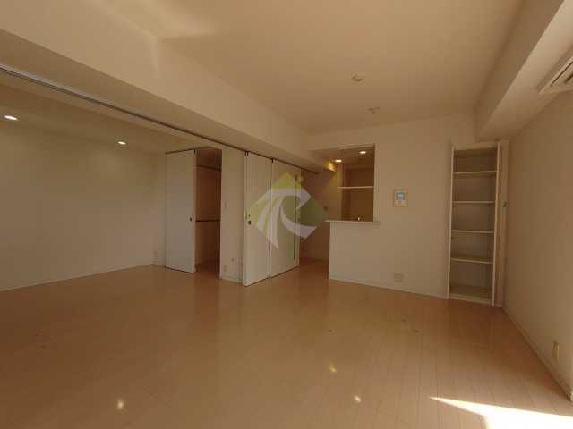 居室・リビング　※参考写真　同タイプ（間取り）の909号室の写真となります。