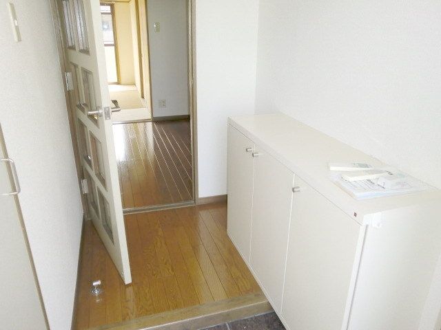 玄関　★お問い合わせはタウンハウジングまで★