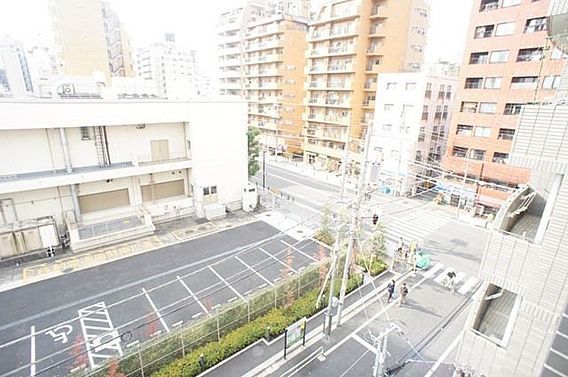 眺望　ブルックスレジデンス　文京区千駄木3