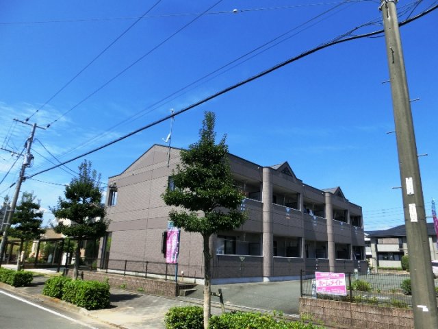 建物外観　外観は落ち着いています