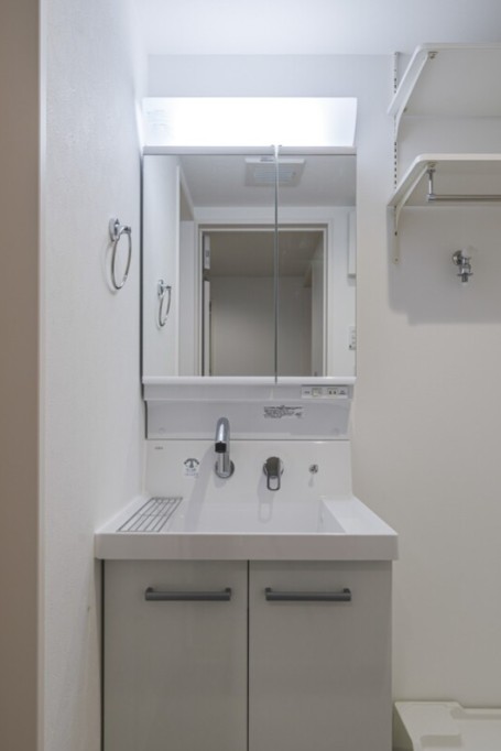 洗面設備　※同シリーズ参考写真