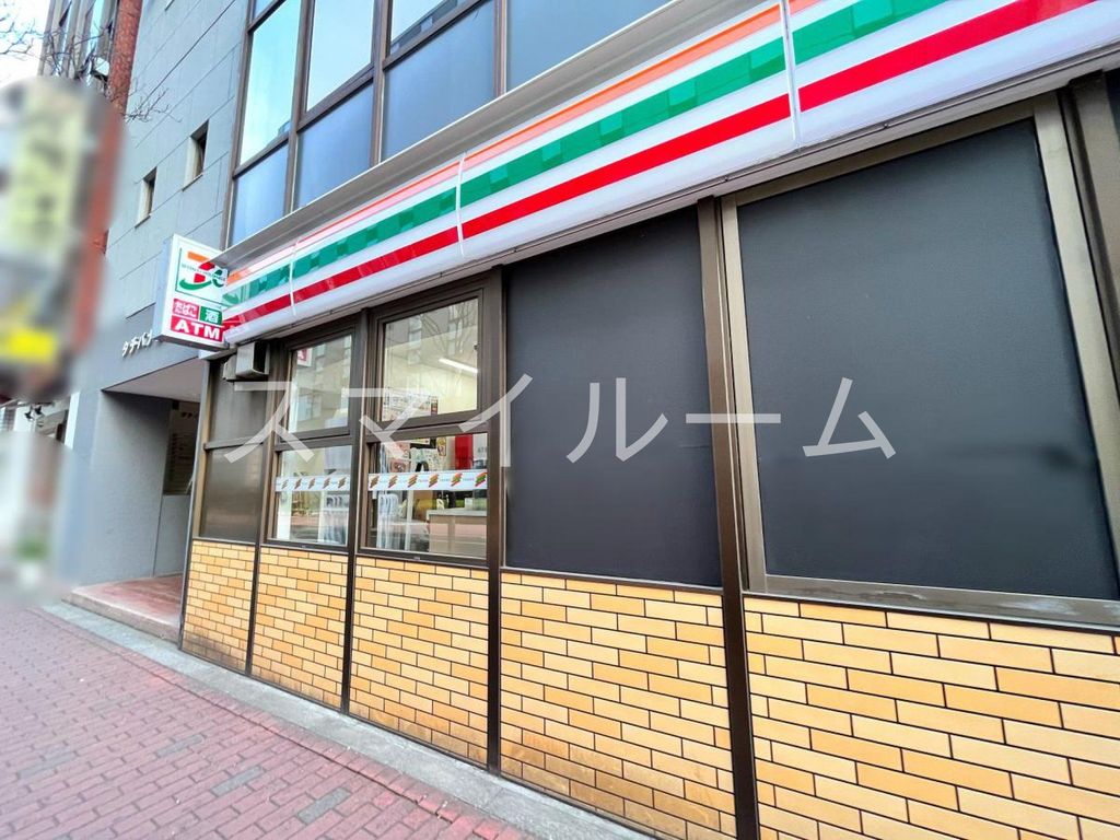 コンビニ　セブンイレブン芝浦3丁目店（コンビニ）まで160m