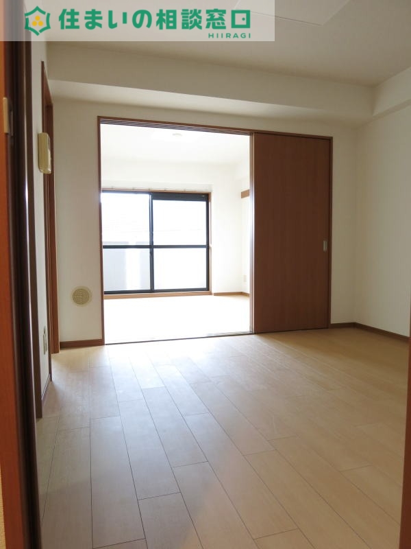 居室・リビング　同型