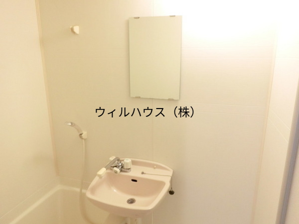 洗面設備　洗面台付き！