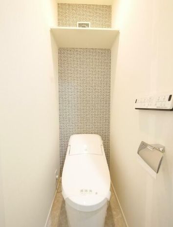 トイレ　独立型のトイレルーム☆（同一仕様写真）