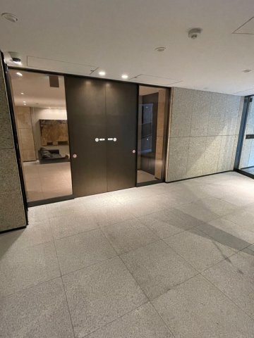 エントランス　エントランス