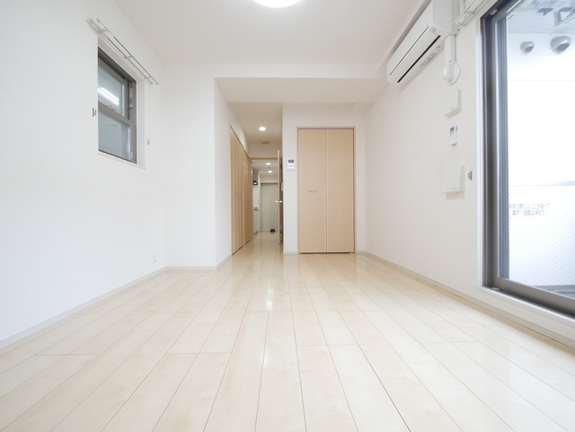 居室・リビング　★綺麗なフローリングのリビングです★