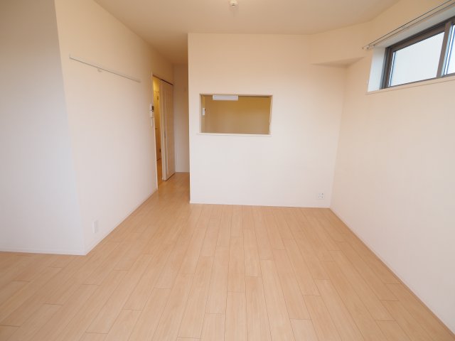 居室・リビング　カウンターキッチン仕様！　同物件別部屋参考写真