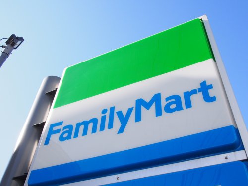 コンビニ　ファミリーマート 十条仲原一丁目店（コンビニ）まで321m