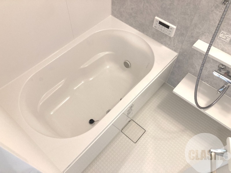 バス・シャワールーム　浴室乾燥機＆追い焚き機能付きバス♪