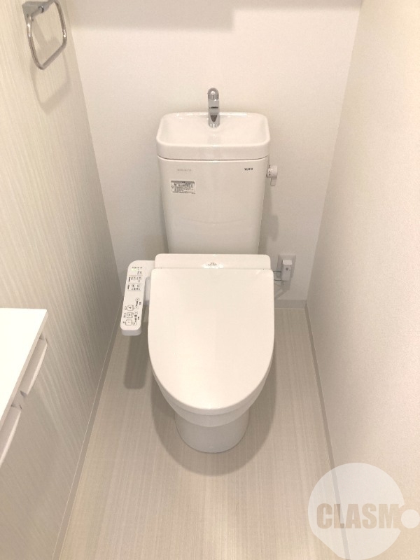 トイレ　ウォシュレット＆ウォームレット