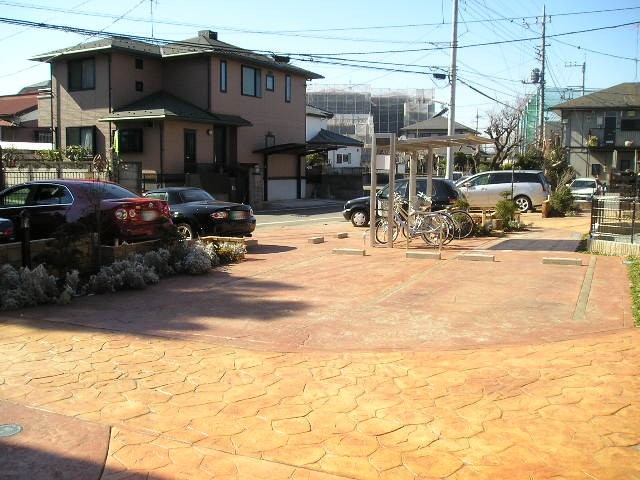 駐車場　敷地内駐車場