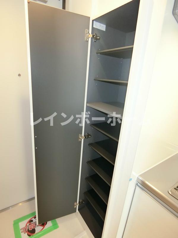 玄関　落ち着いた玄関です