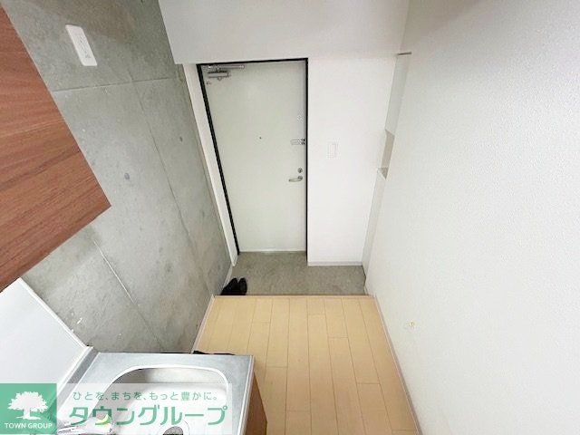 玄関　バルコニー