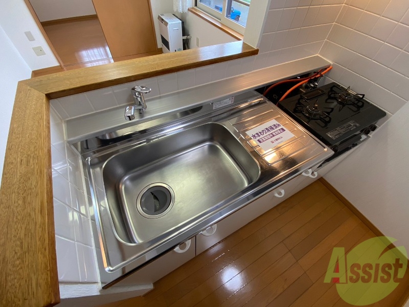 キッチン　キッチンは調理スペースもあり料理がはかどりそうです。