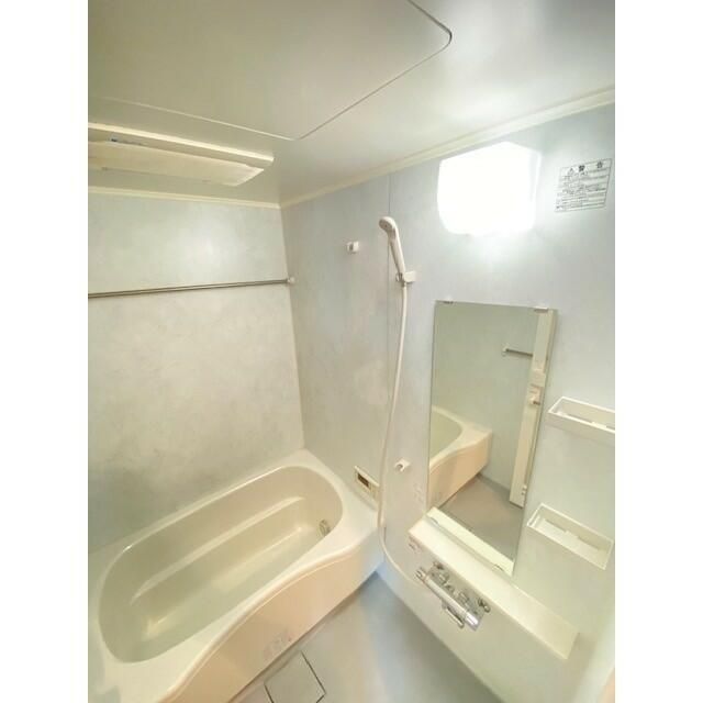 バス・シャワールーム　■追焚機能■浴室暖房乾燥機能■オートバス