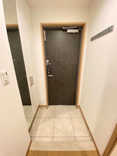 玄関　※写真は同タイプ住戸です。