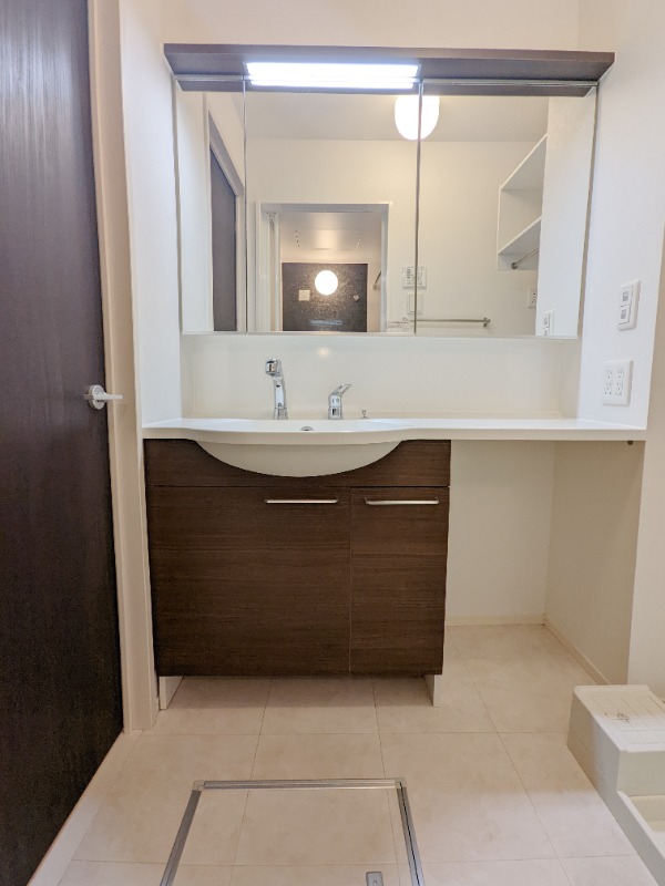 洗面設備　図面と現状に相違がある場合には現状を優先