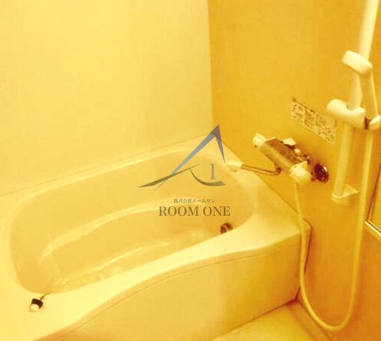 バス・シャワールーム　お風呂です。