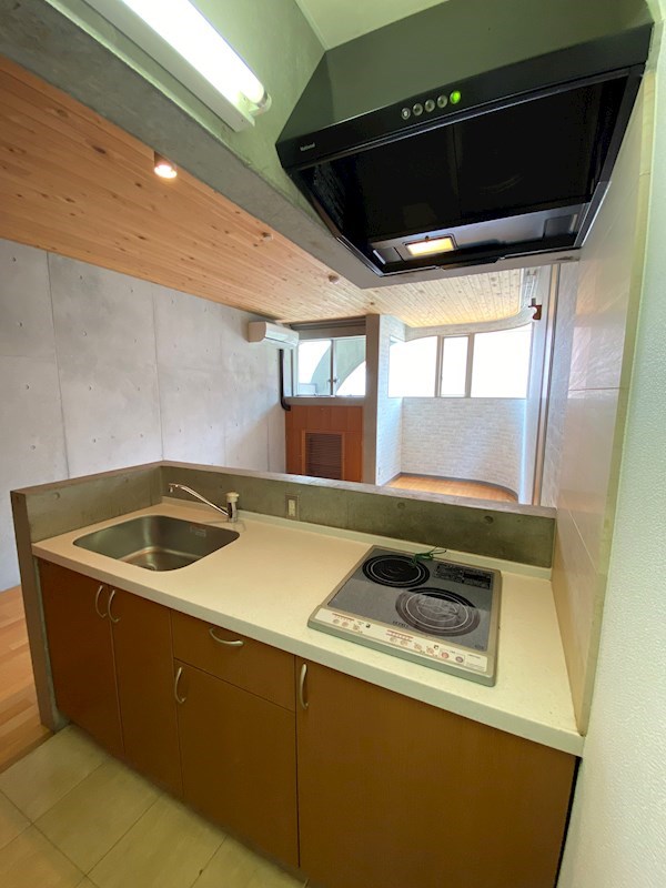 キッチン　※同タイプの他のお部屋です