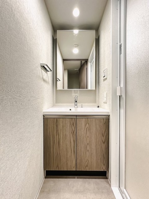 洗面設備　※写真は同タイプ住戸です。