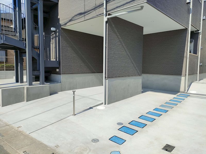 エントランス　建物入口