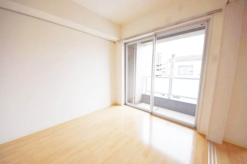 居室・リビング　★広々居室スペース★