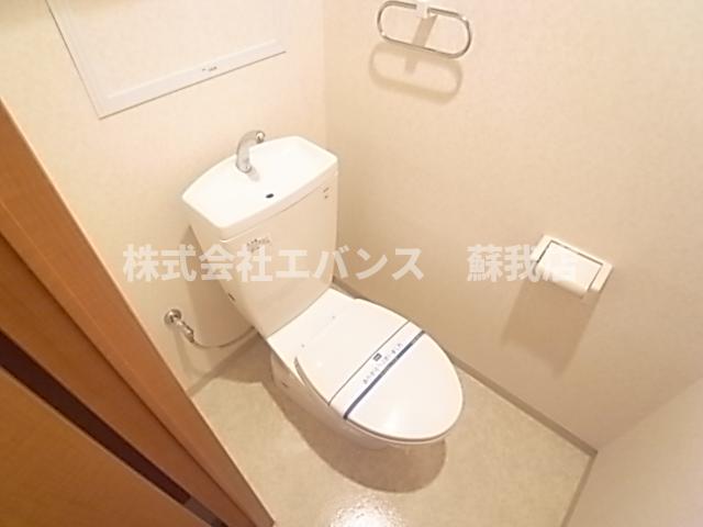 トイレ　落ち着いたトイレです